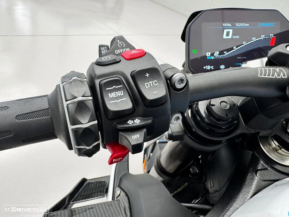 BMW M 1000 R - 19