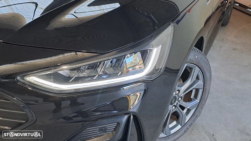 Ford Focus 1.0 EcoBoost MHEV ST-Line - 3
