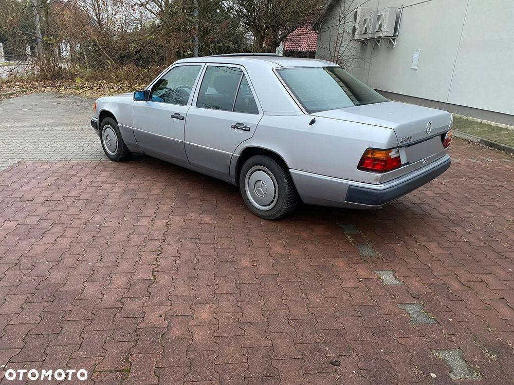Mercedes-Benz W124 (1984-1993) - 4