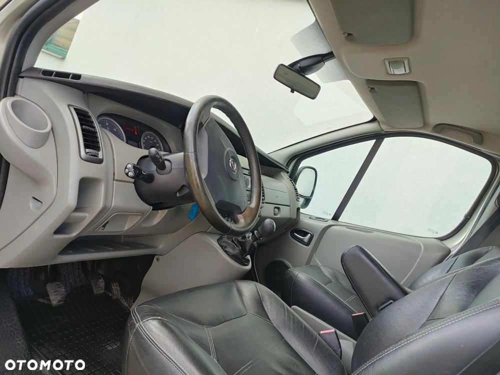 Opel Vivaro brygadówka long - 16