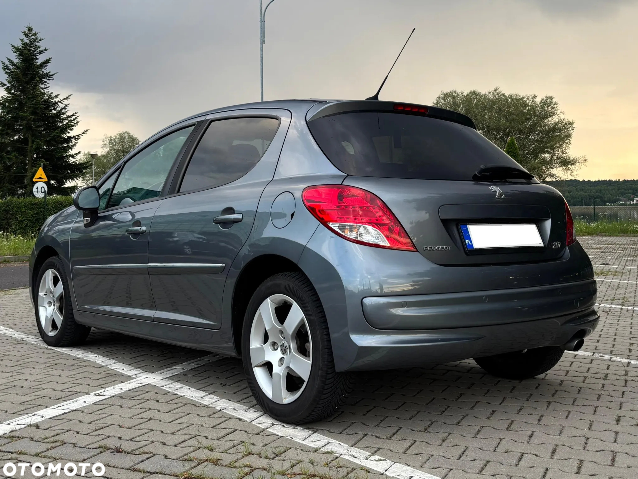Peugeot 207 1.6 VTi Premium - 6