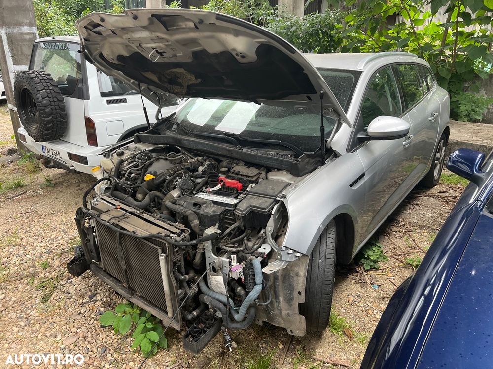 Renault Megane BLUE dCi EDC Intens - 4