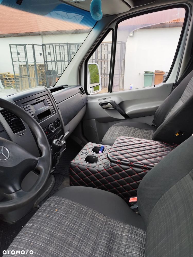 Mercedes-Benz SPRINTER - 10