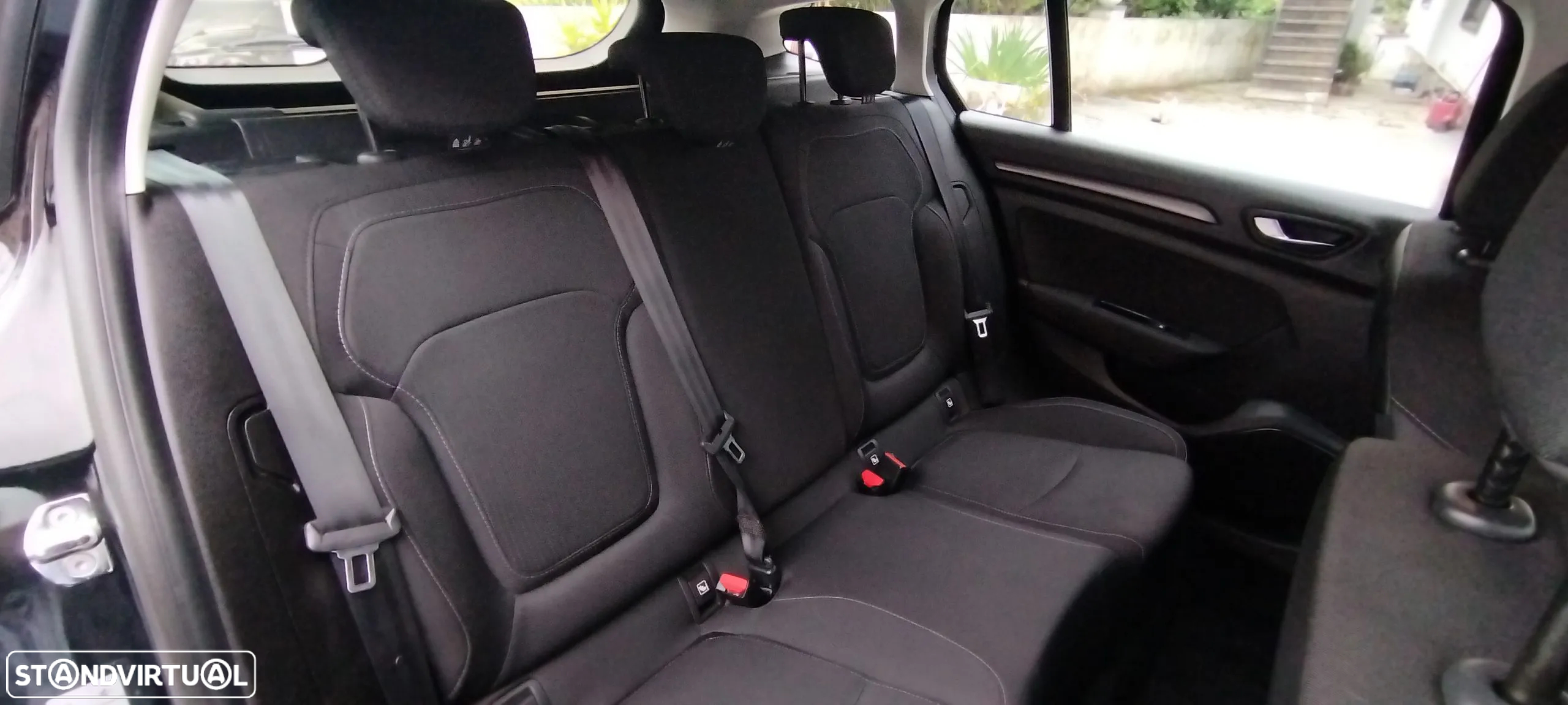 Renault Mégane Sport Tourer 1.6 E-Tech Plug-In Intens - 16