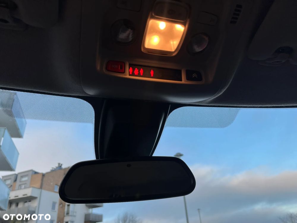 Citroën C3 Pure Tech 110 S&S SHINE - 9