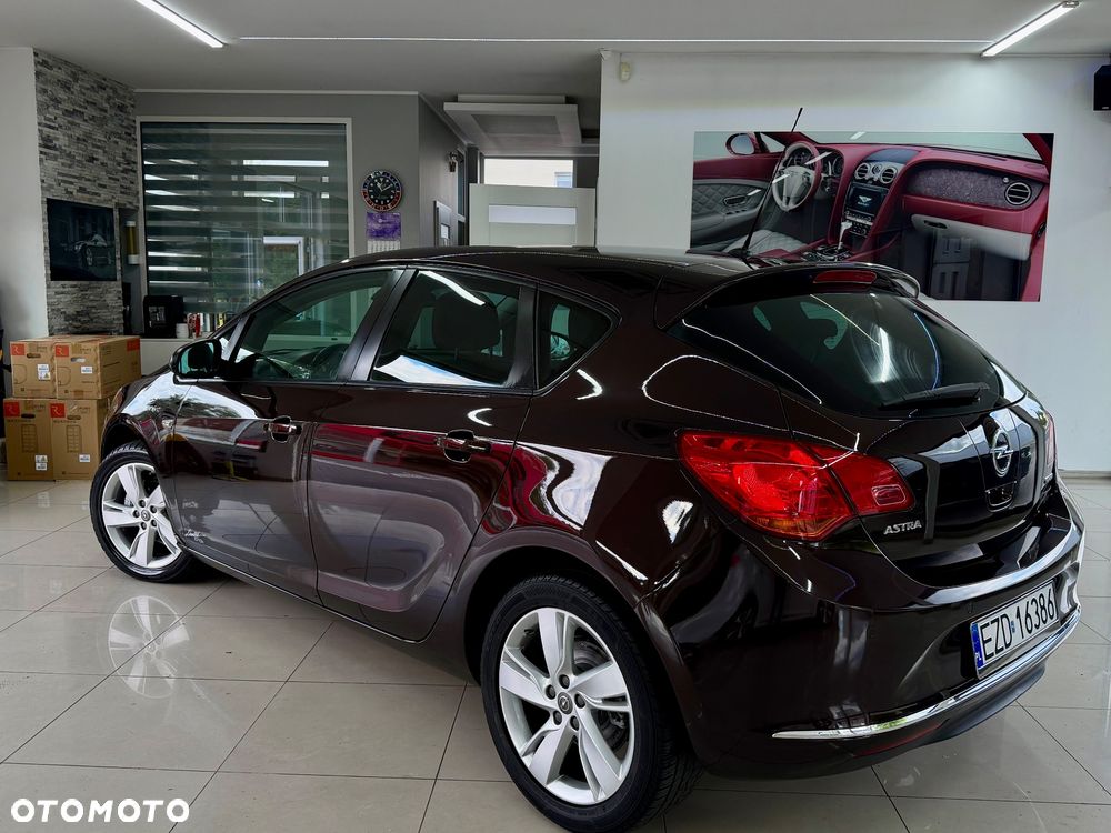 Opel Astra 1.4 Turbo Color Edition - 3