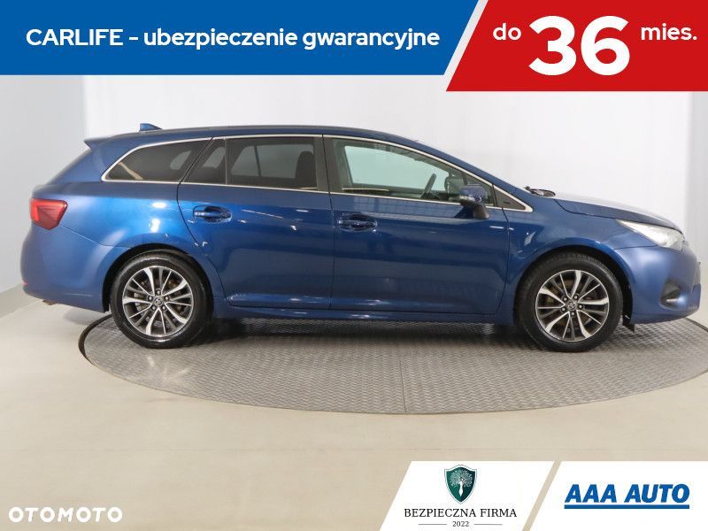 Toyota Avensis - 8