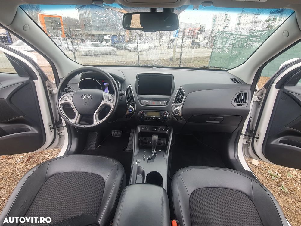 Hyundai ix35 2.0 CRDI 4WD Automatik Style - 29