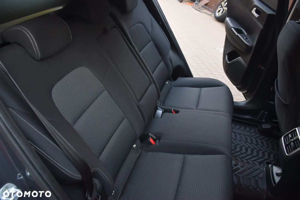 Kia Sportage 1.6 GDI 2WD DREAM-TEAM EDITION - 22