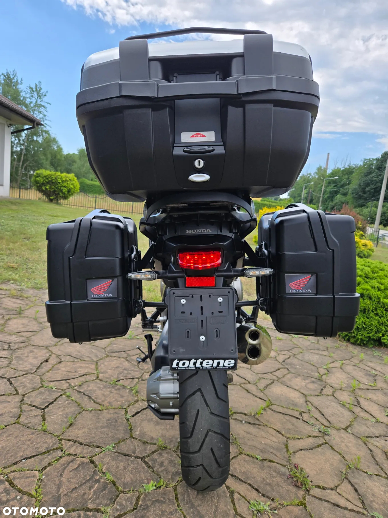 Honda VFR - 7