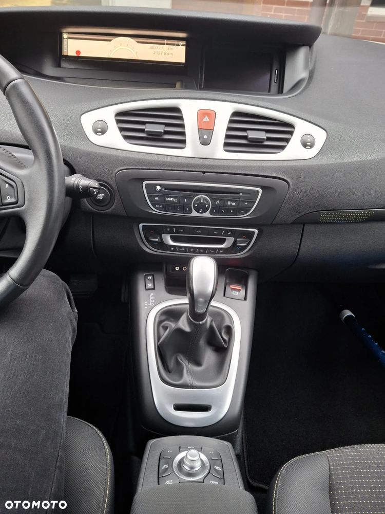Renault Scenic - 27