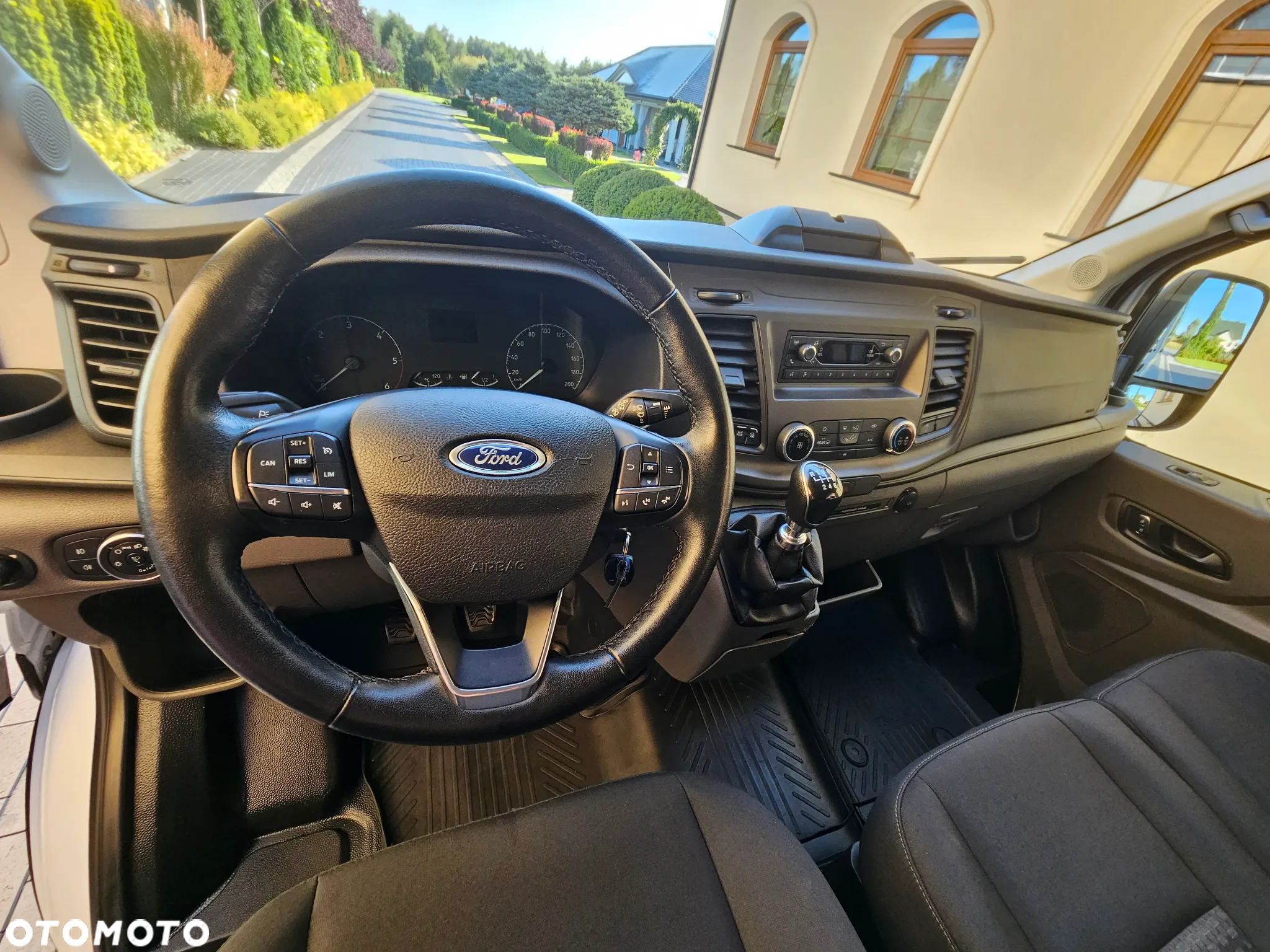Ford Transit 350 L3H2 Ambiente (bryg.) - 22