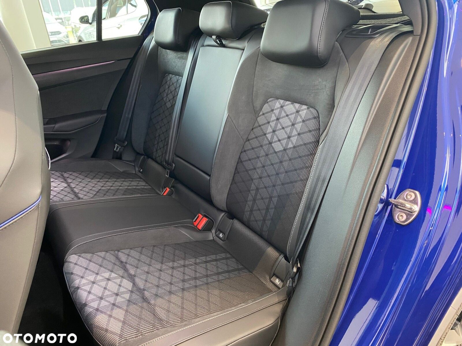 Volkswagen Golf - 17