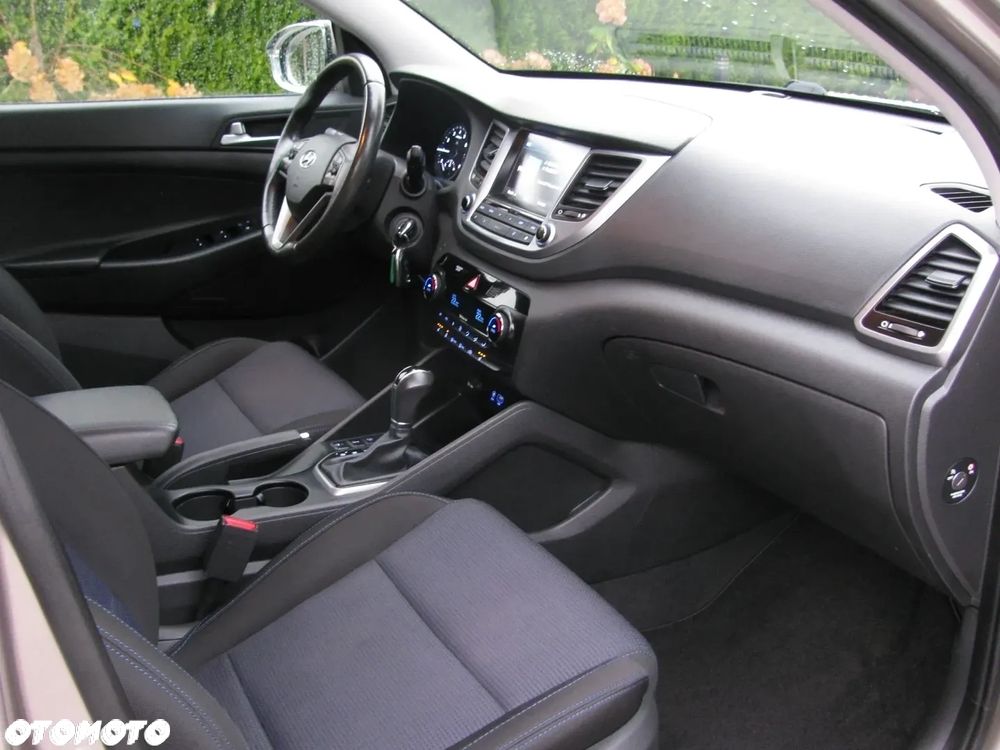Hyundai Tucson 1.6 Turbo 4WD DCT Intro Edition - 16