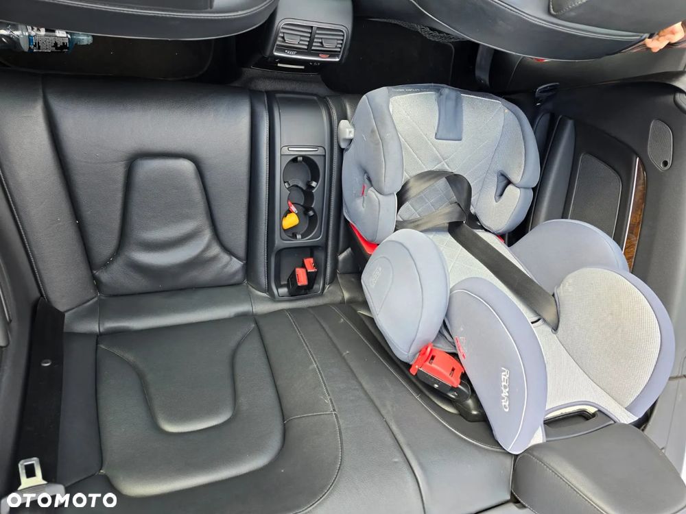 Audi A5 Cabrio ver-3-0-tdi-quattro-s-tronic - 11