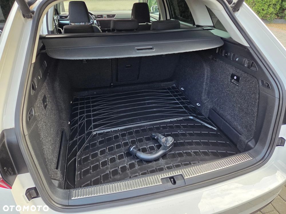 Skoda Superb 2.0 TDI Ambition DSG7 - 10