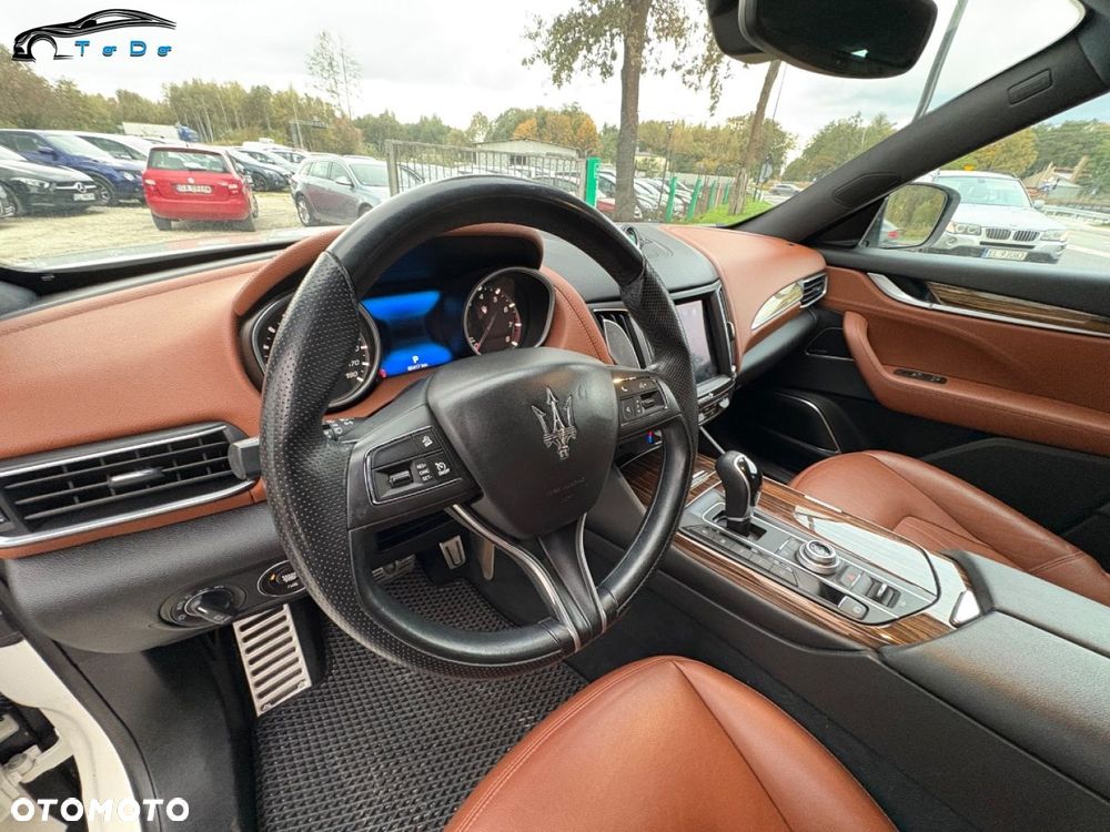 Maserati Levante S Granlusso - 20