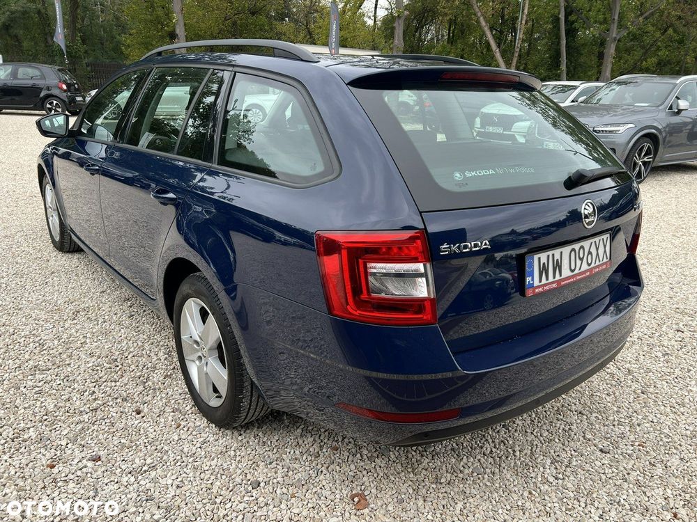 Skoda Octavia 1.6 TDI Ambition - 9