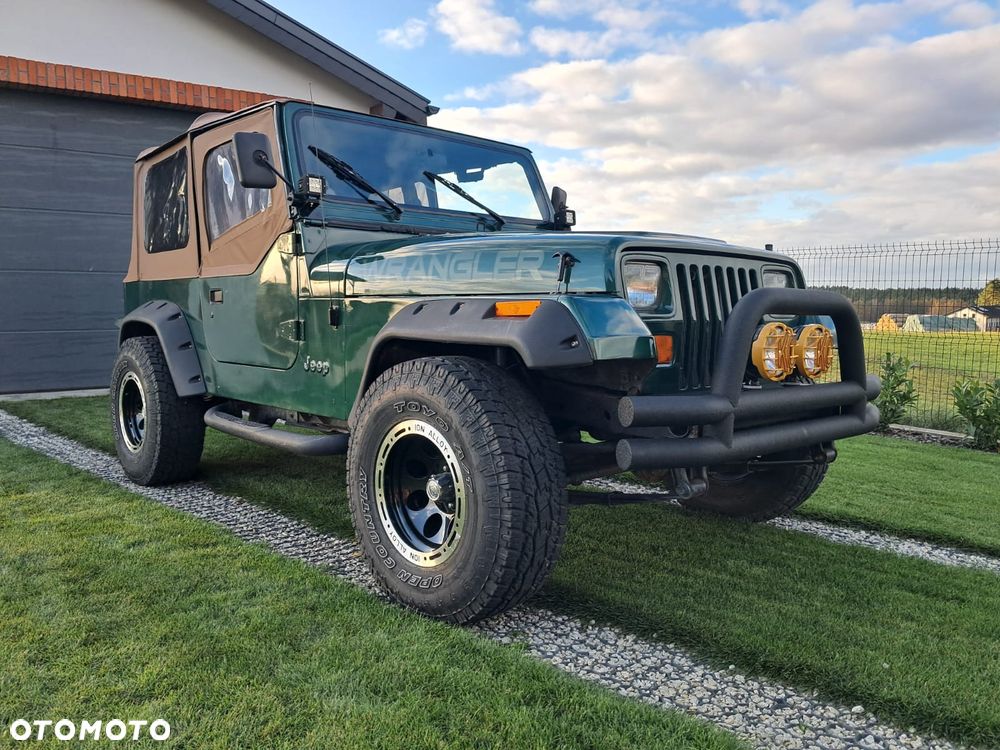 Jeep Wrangler - 1