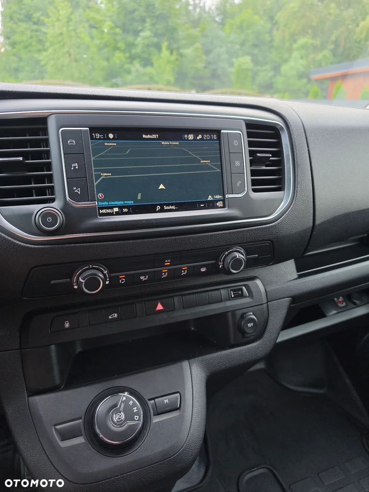 Peugeot Expert - 8