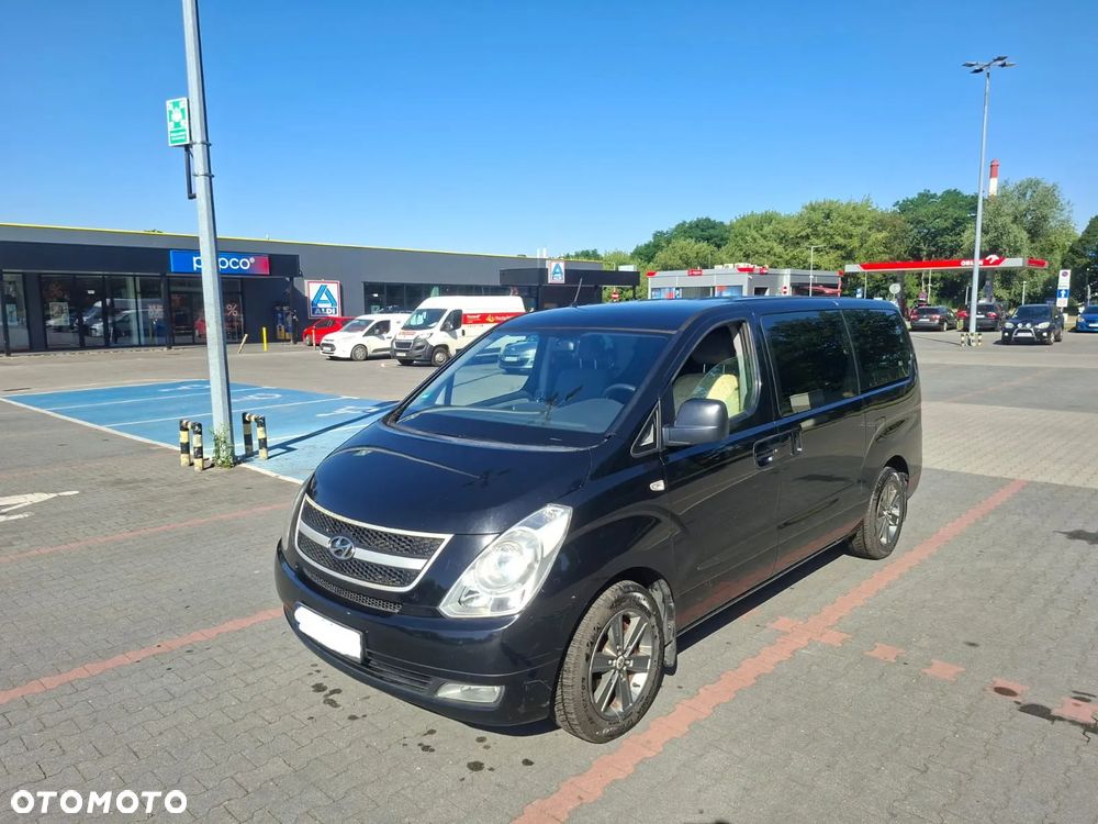 Hyundai H-1 - 1