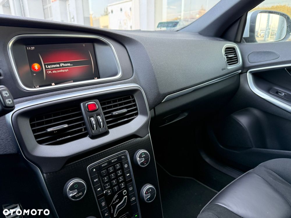 Volvo V40 D2 Drive-E R-Design Momentum - 15