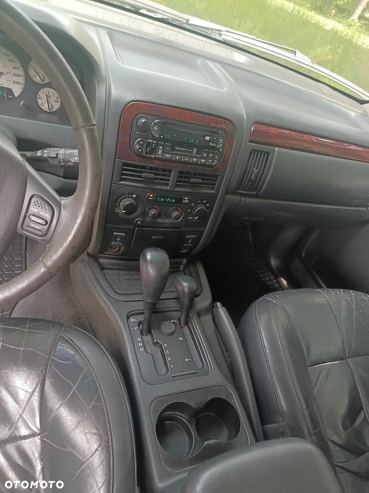 Jeep Grand Cherokee 2.7 CRD Limited - 26