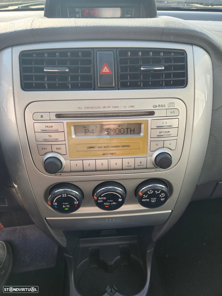 Suzuki Liana 1.3 16V GLX Prestige - 10