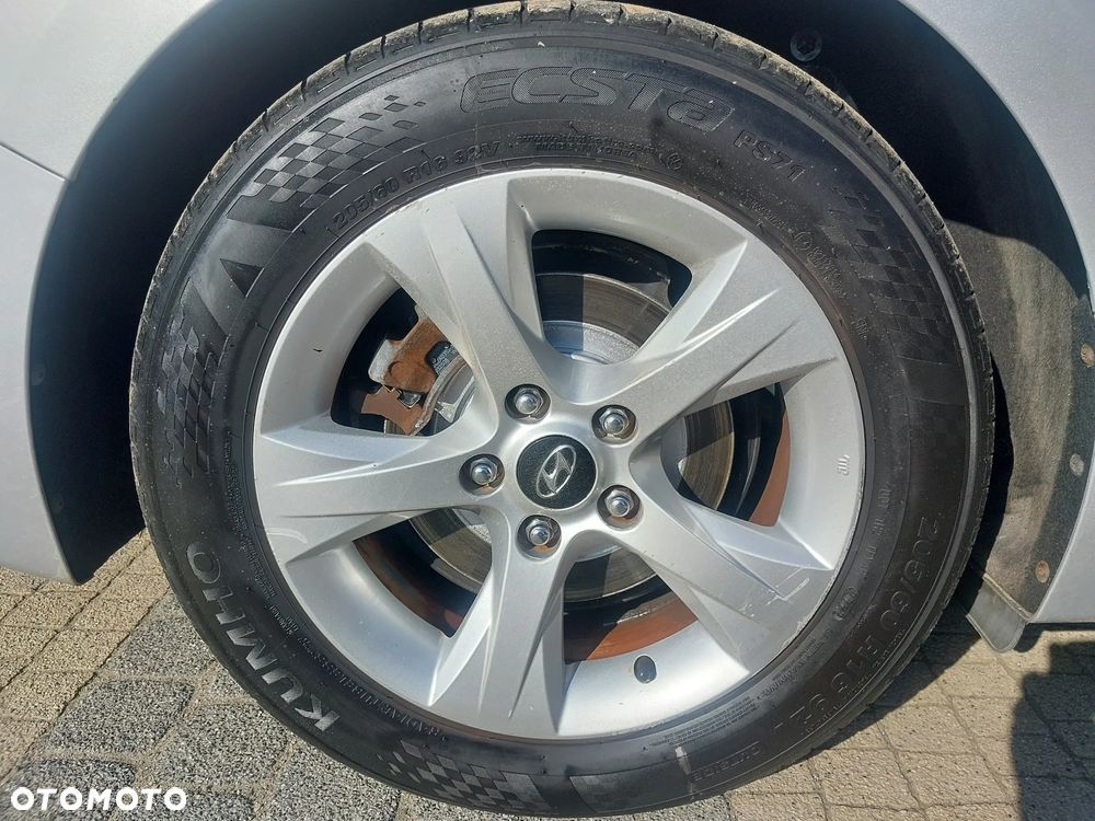 Hyundai i40 Kombi 1.7 CRDi Premium - 34