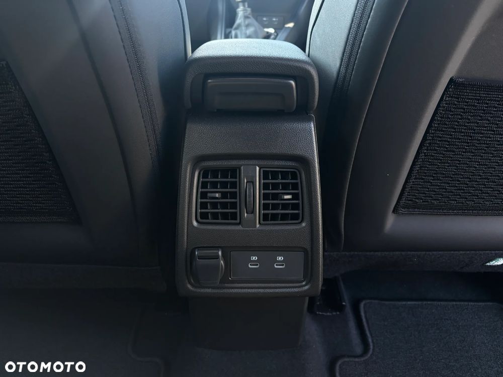 Renault Captur - 13