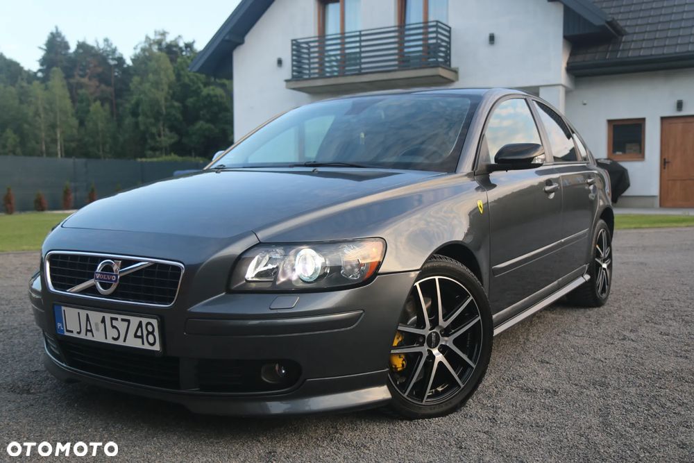 Volvo S40 - 1