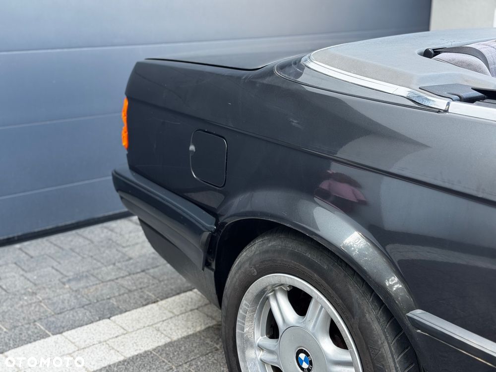 BMW Seria 3 318i - 9