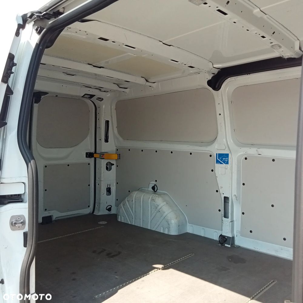 Ford Transit Custom 320 - 10