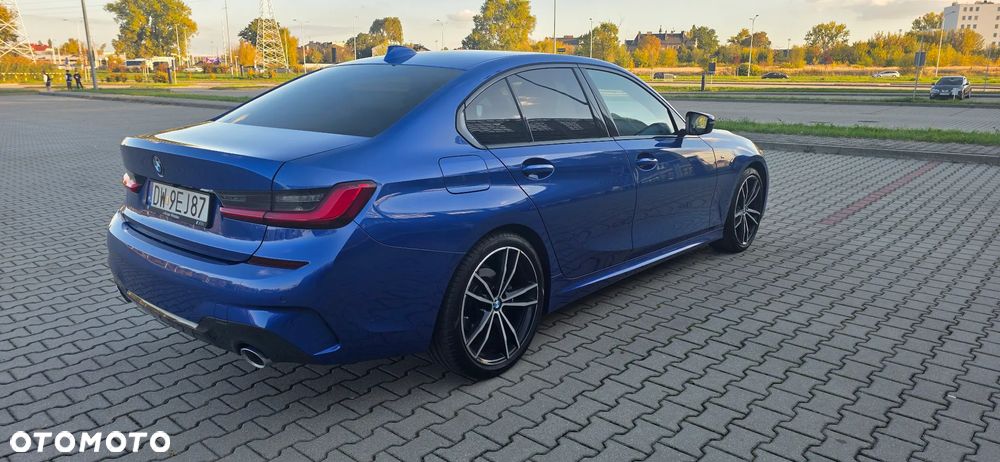 BMW Seria 3 320d xDrive M Sport - 6