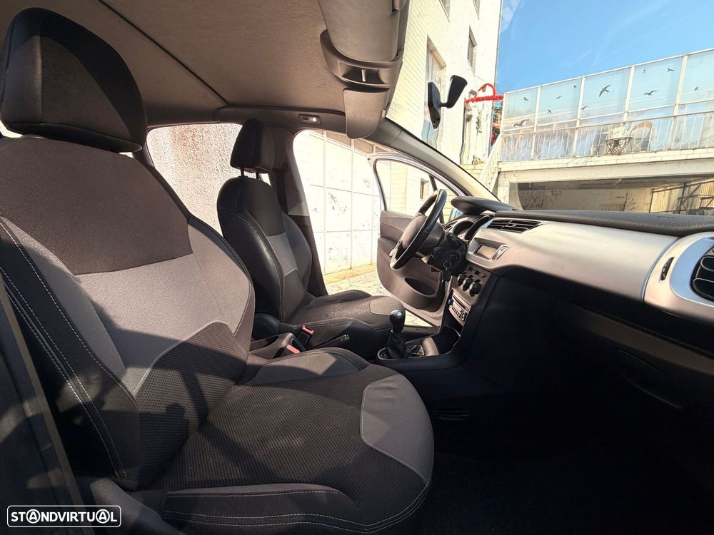 Citroën C3 1.2 VTi Exclusive - 24