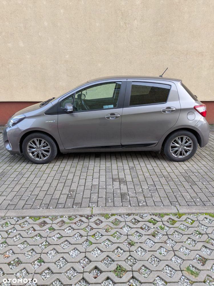 Toyota Yaris 2017 photo 4