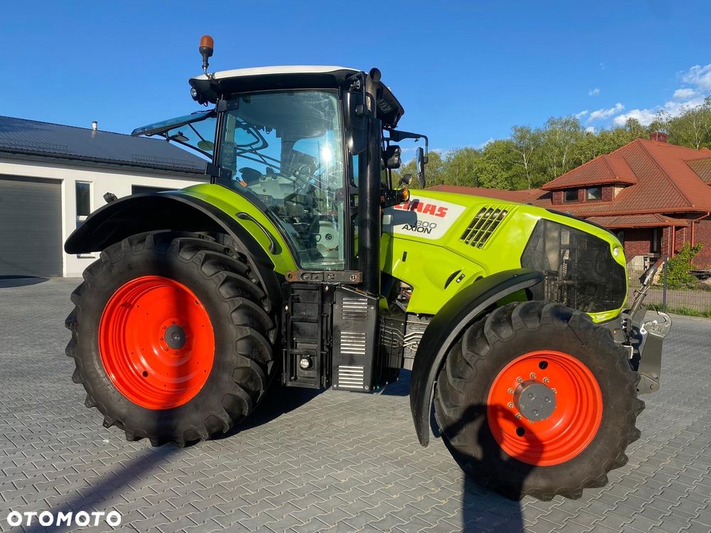 Claas Axion - 13