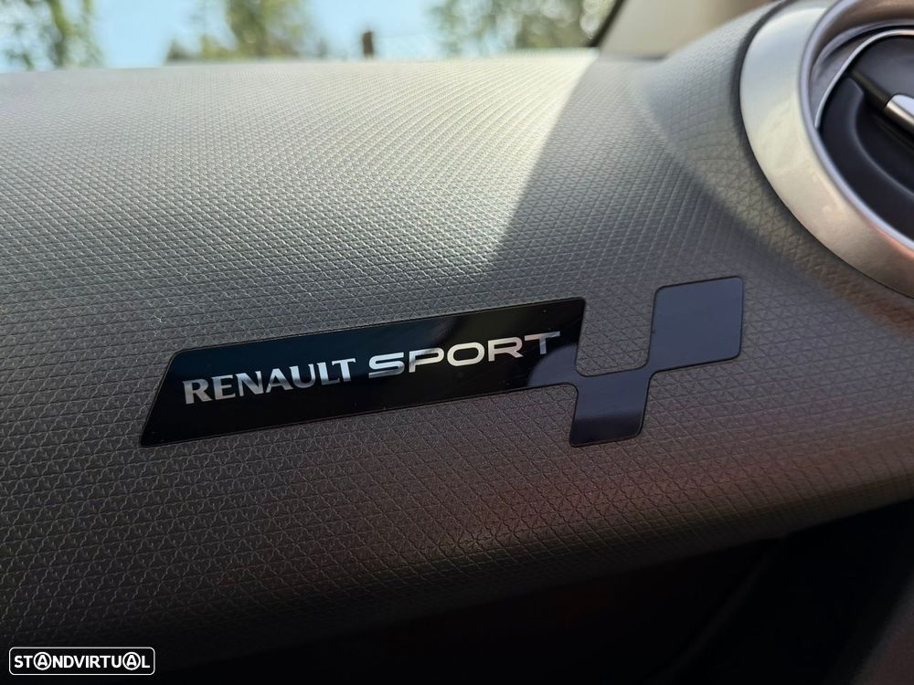 Renault Clio TCe 120 EDC GT - 14
