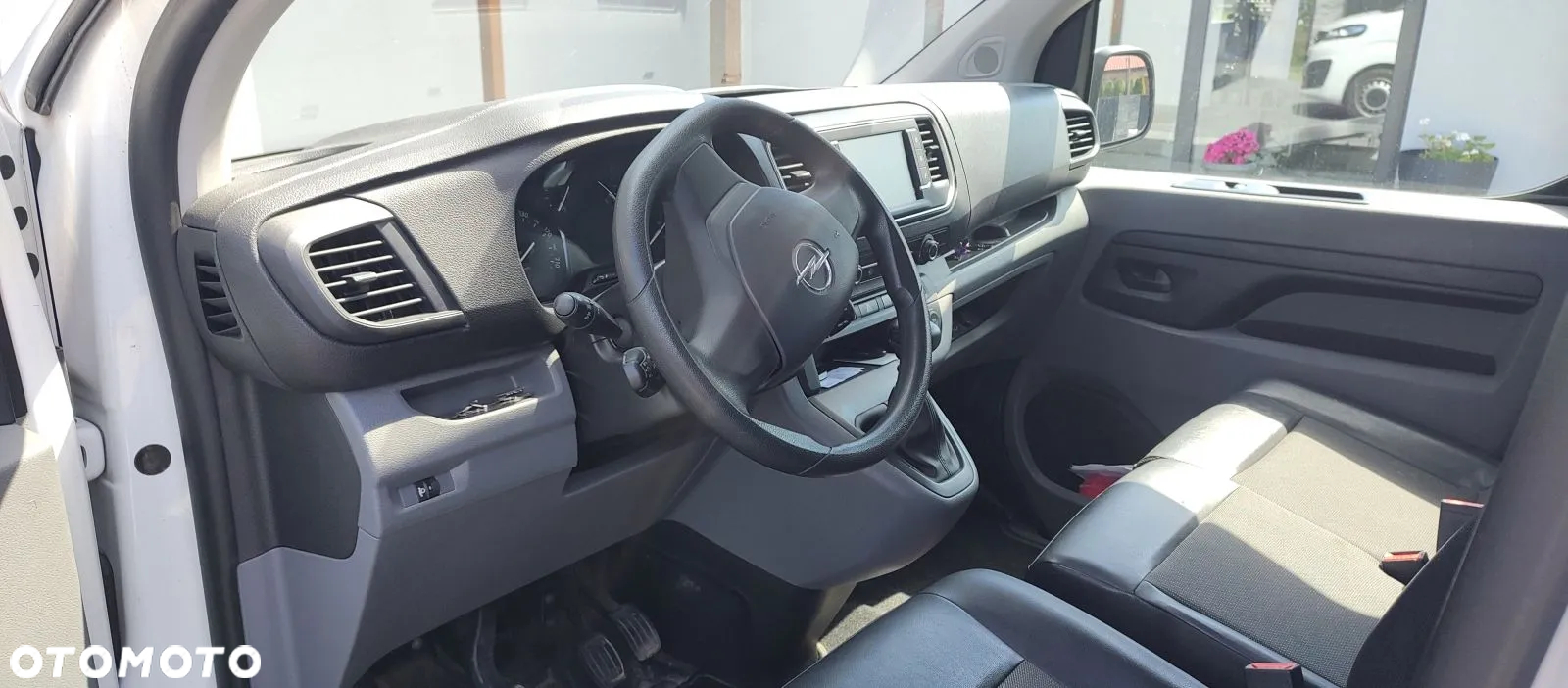 Opel Vivaro - 4
