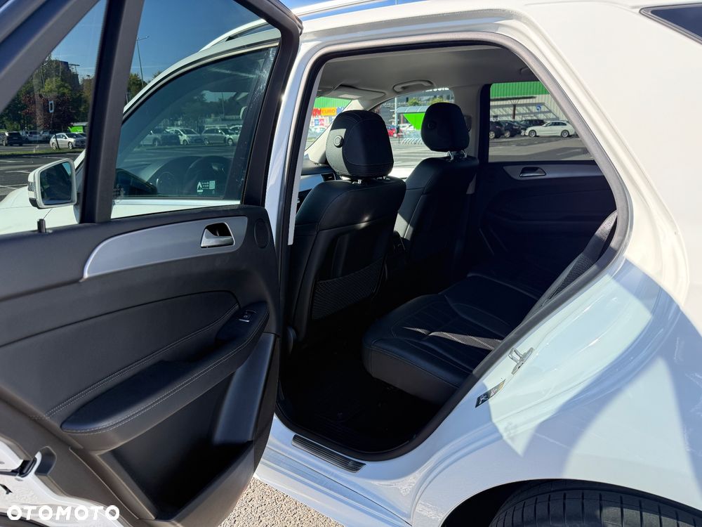 Mercedes-Benz GLE 250 d 4-Matic - 13