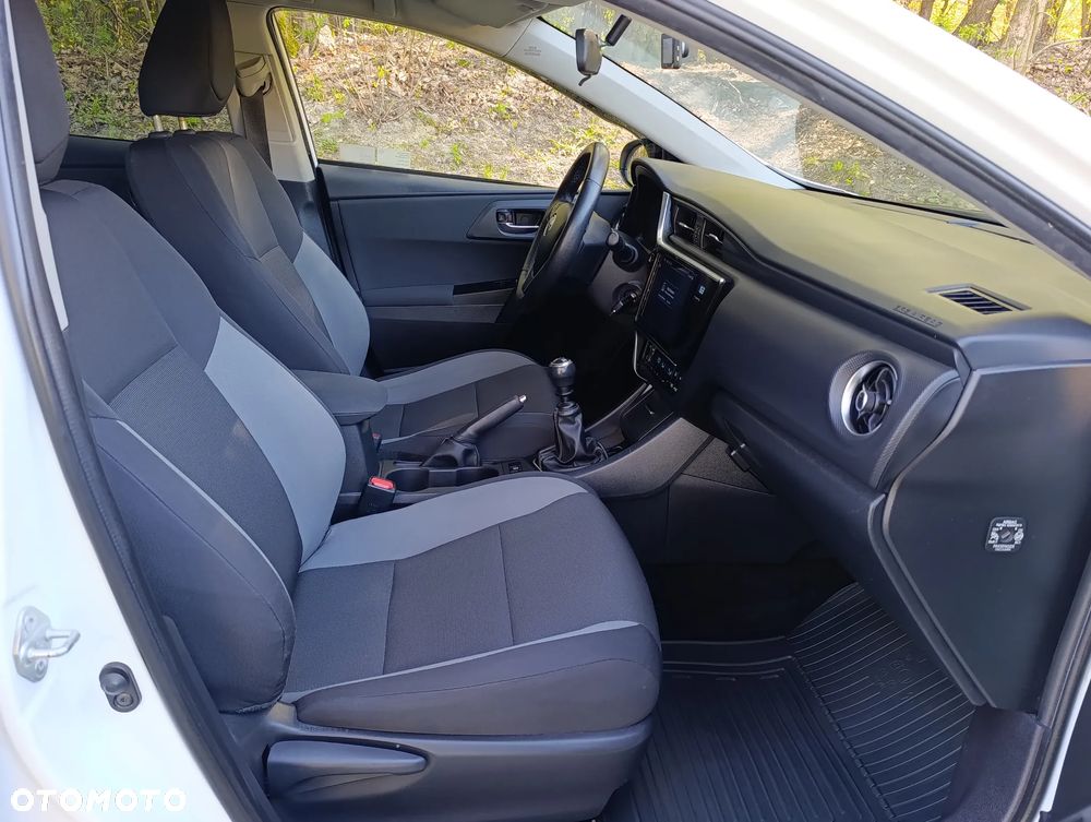 Toyota Auris 1.33 VVT-i Comfort - 14