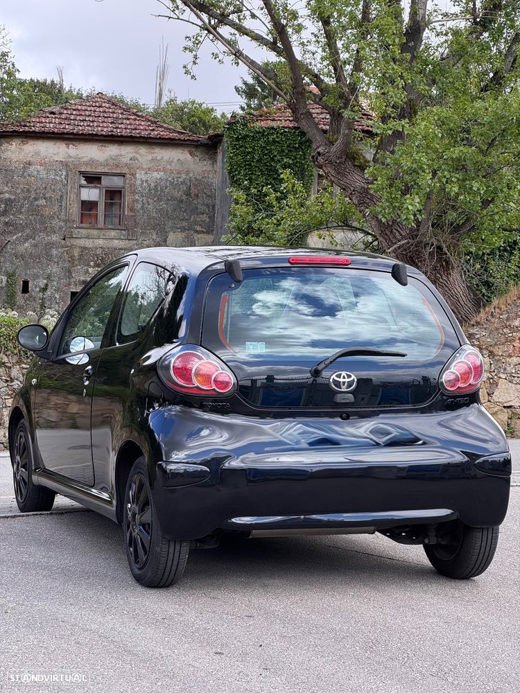 Toyota Aygo City - 5