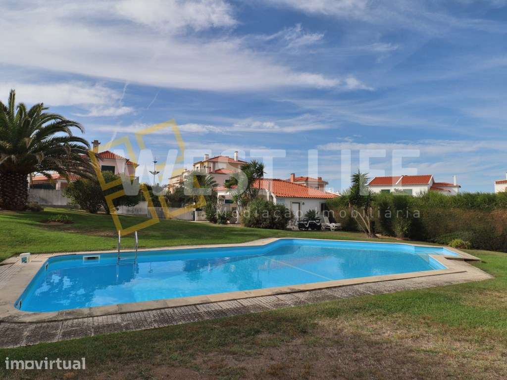 Moradia T4 com Vista Mar, Jardim e Piscina em Condomínio | EXCLUSIV... - Grande imagem: 4/41