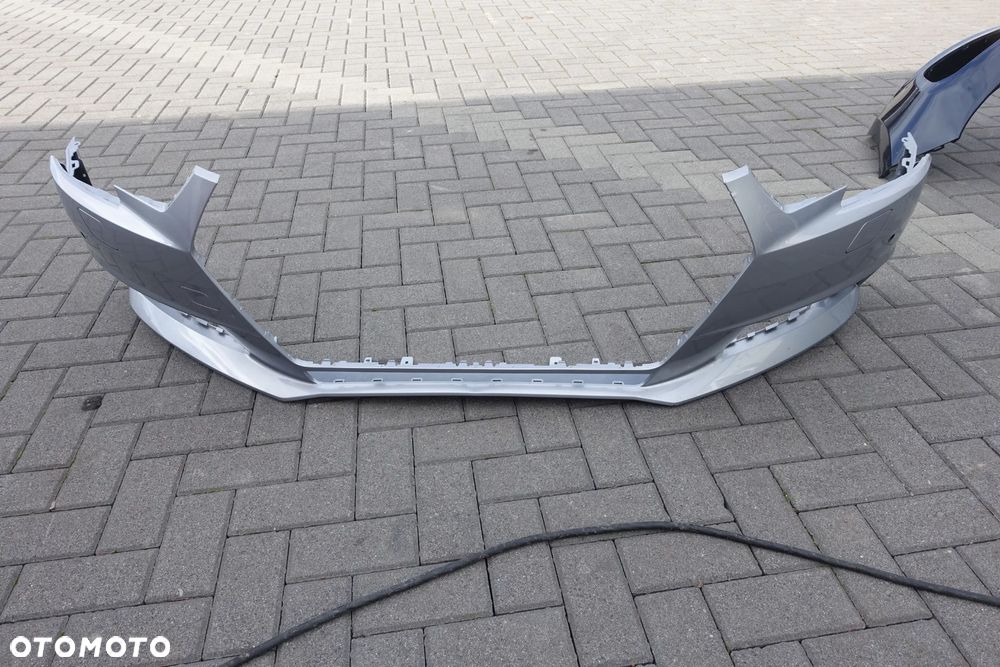ZDERZAK PRZEDNI AUDI A4 B9 8W0 - 2