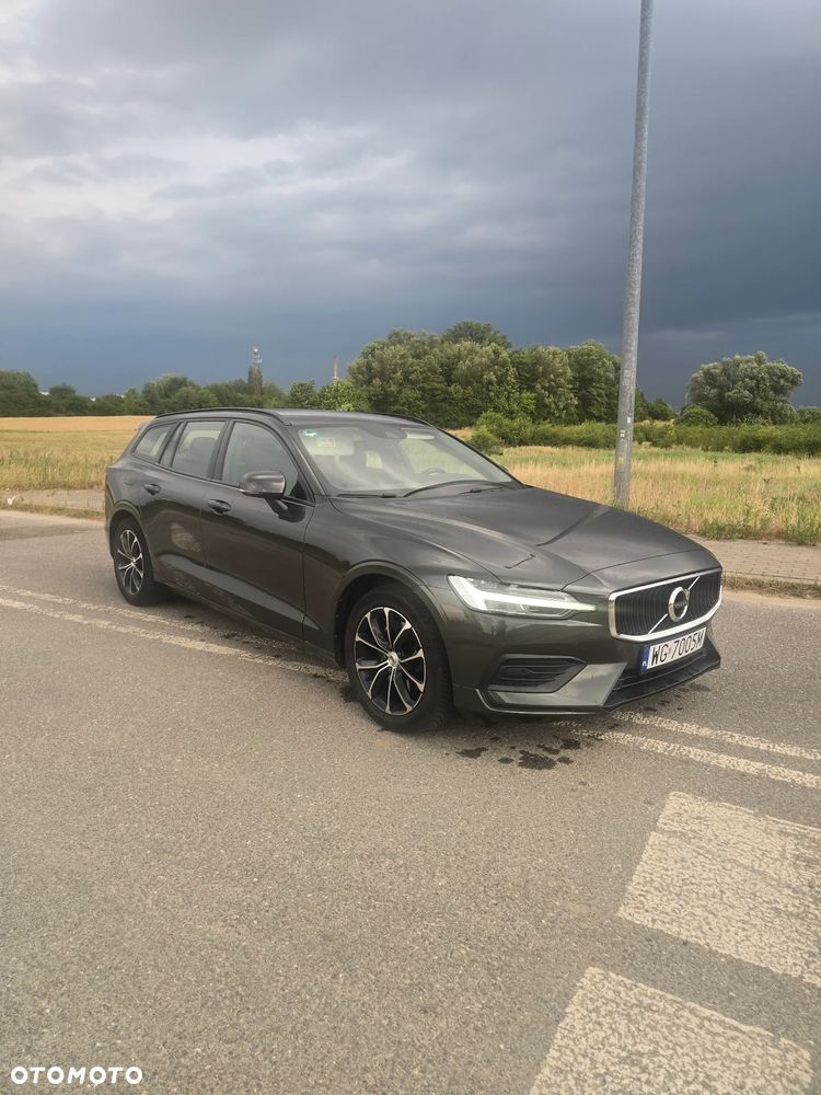 Volvo V60 B3 B Momentum - 8