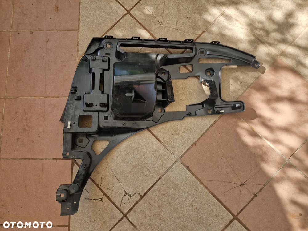 Bmw i3 Ślizg Mocowanie Błotnika Prawy Tył 7296754 2018