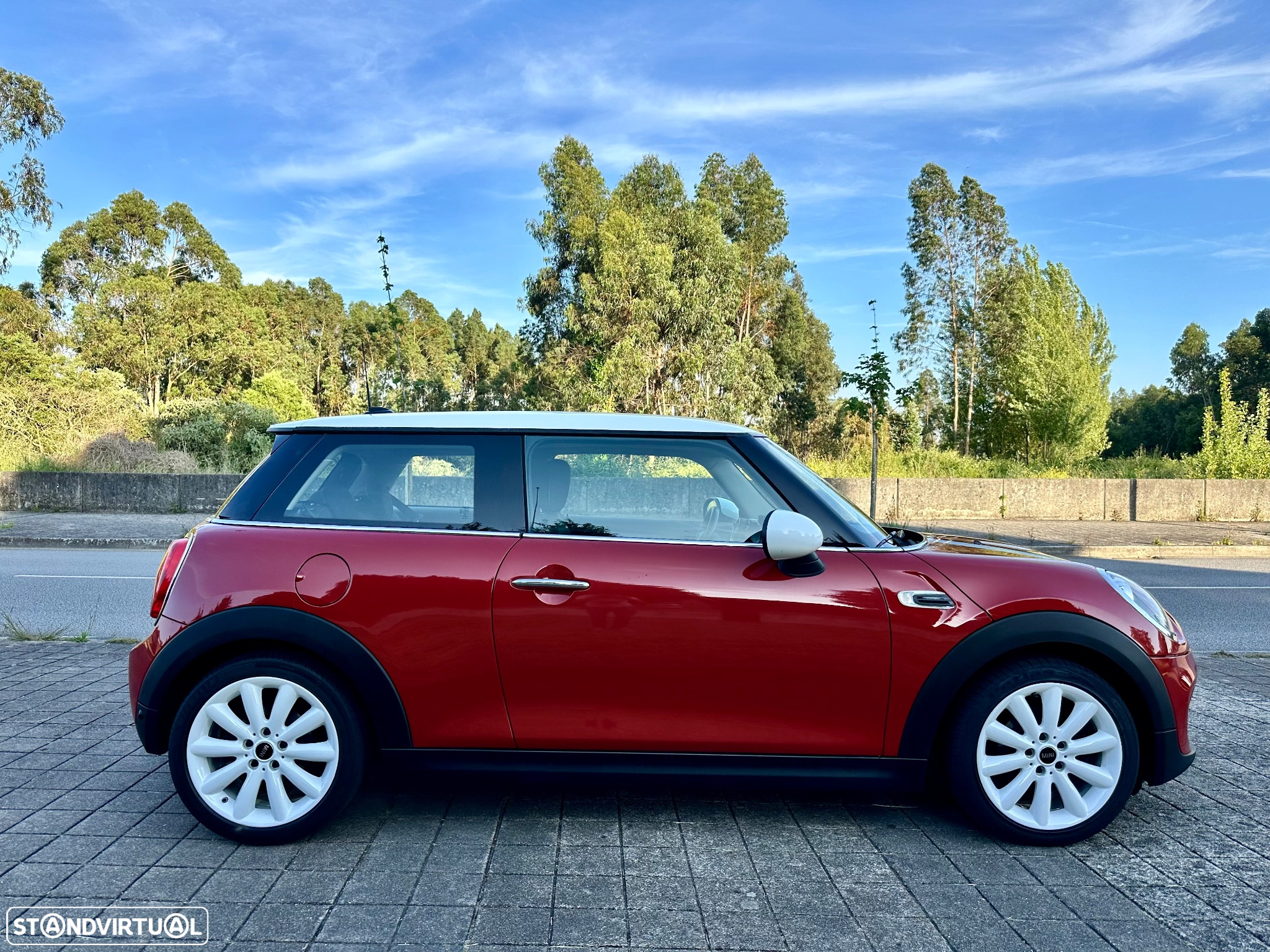 MINI 3 Portas One D - 8