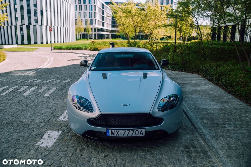 Aston Martin V8 Vantage 4,7 SportShift - 24