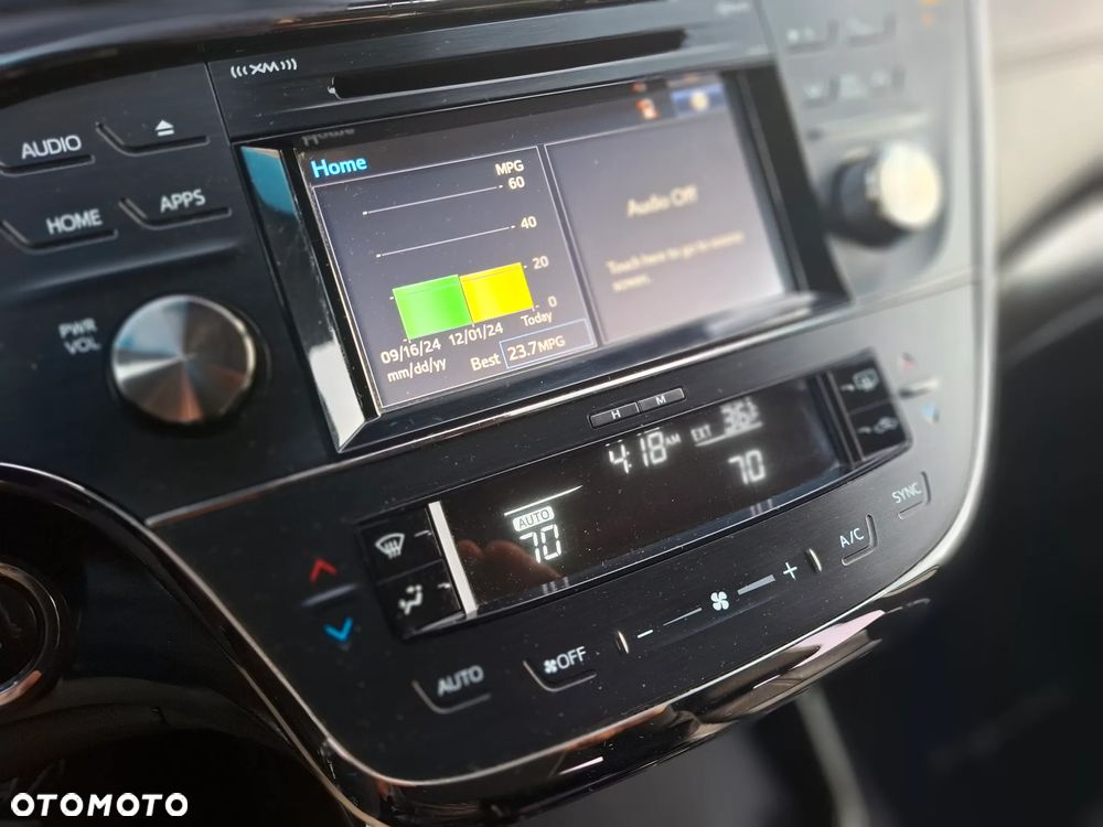 Toyota Avalon - 16