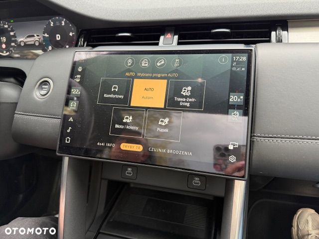 Land Rover Discovery Sport - 17